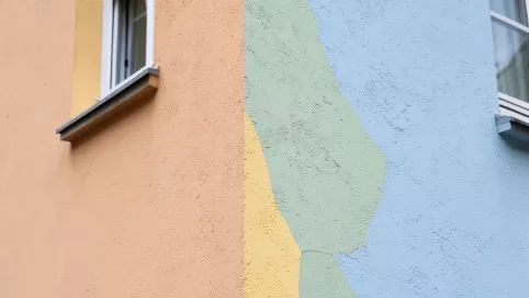 Dwa kolory tynku na elewacji