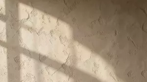 tynk zywiczny żywica na ścianę