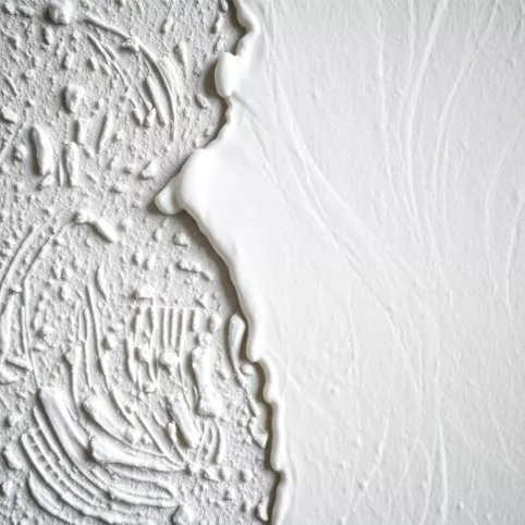 Czy można położyć gładź na tynk mozaikowy