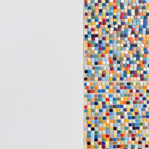 Czy można położyć tynk mozaikowy na tynk silikonowy