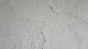 Czym pomalować tynk dekoracyjny