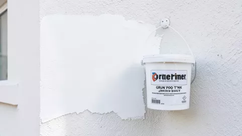 Grunt pod tynk zewnętrzny biały