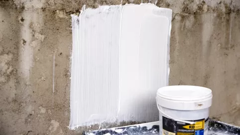 ile gruntu pod tynk silikonowy