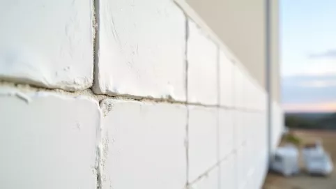 Jak położyć tynk na styropian