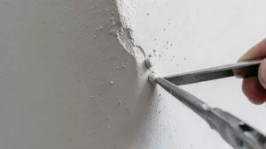 Kiedy wyciągać listwy tynkarskie