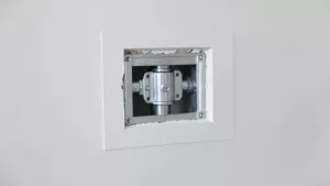 montaż baterii podtynkowej w ścianie g k