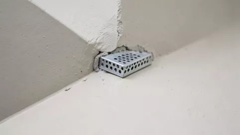 narożnik do tynków cementowo wapiennych