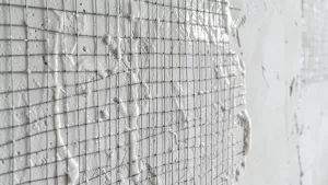 Siatka i klej zamiast tynku wewnątrz