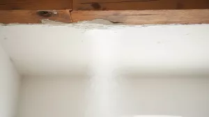 Wentylacja podbitki tynkowanej