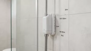 wysokość montażu baterii prysznicowej podtynkowej